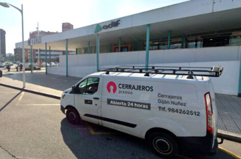 Furgoneta de Cerrajeros Gijón Nuñez